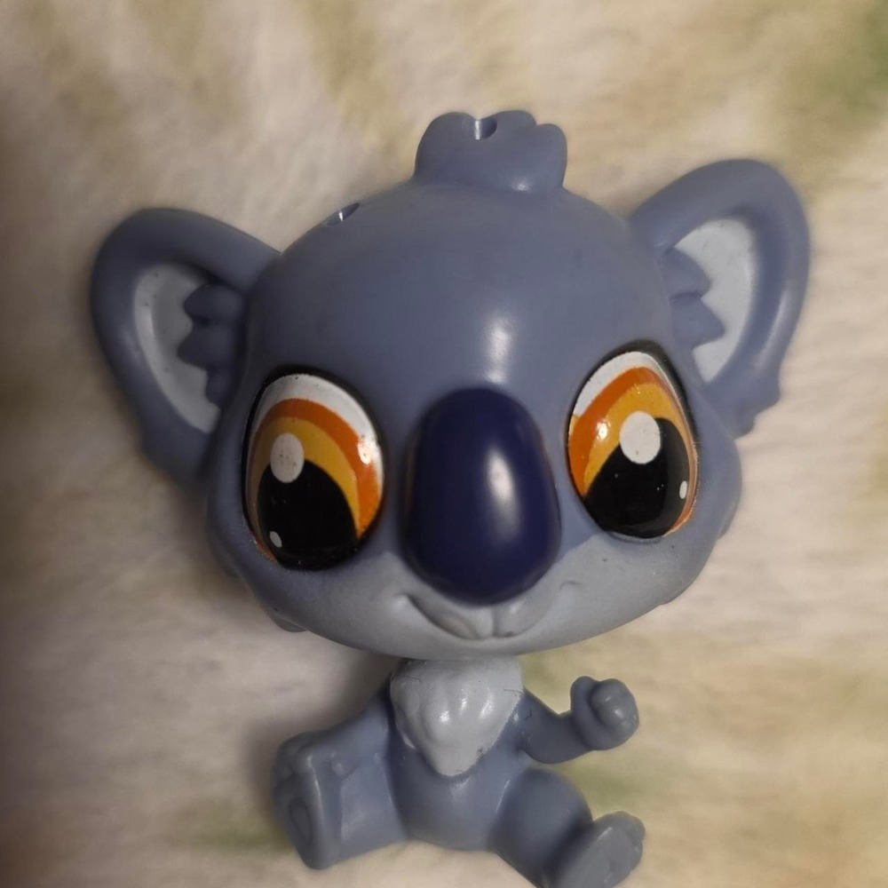 Hasbro Littlest Pet Shop LPS Grey Koala Figure Orange Eyes Purple Logo Toy